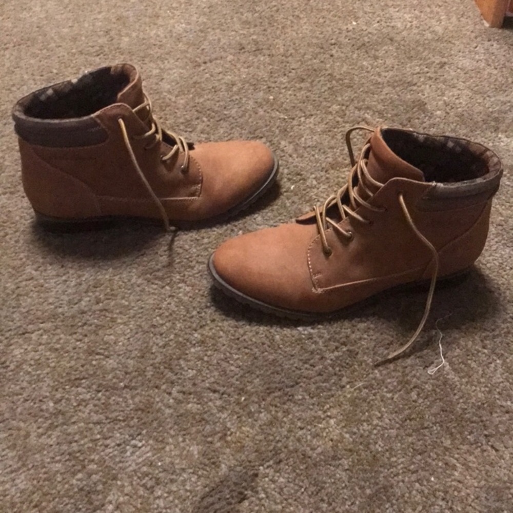 Eddie Bauer boots
